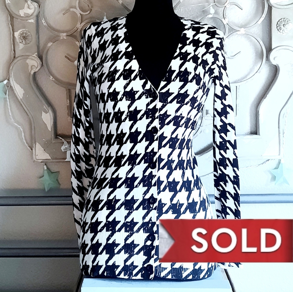 ☆SOLD☆ ALLOY - Houndstooth Cardigan - Medium